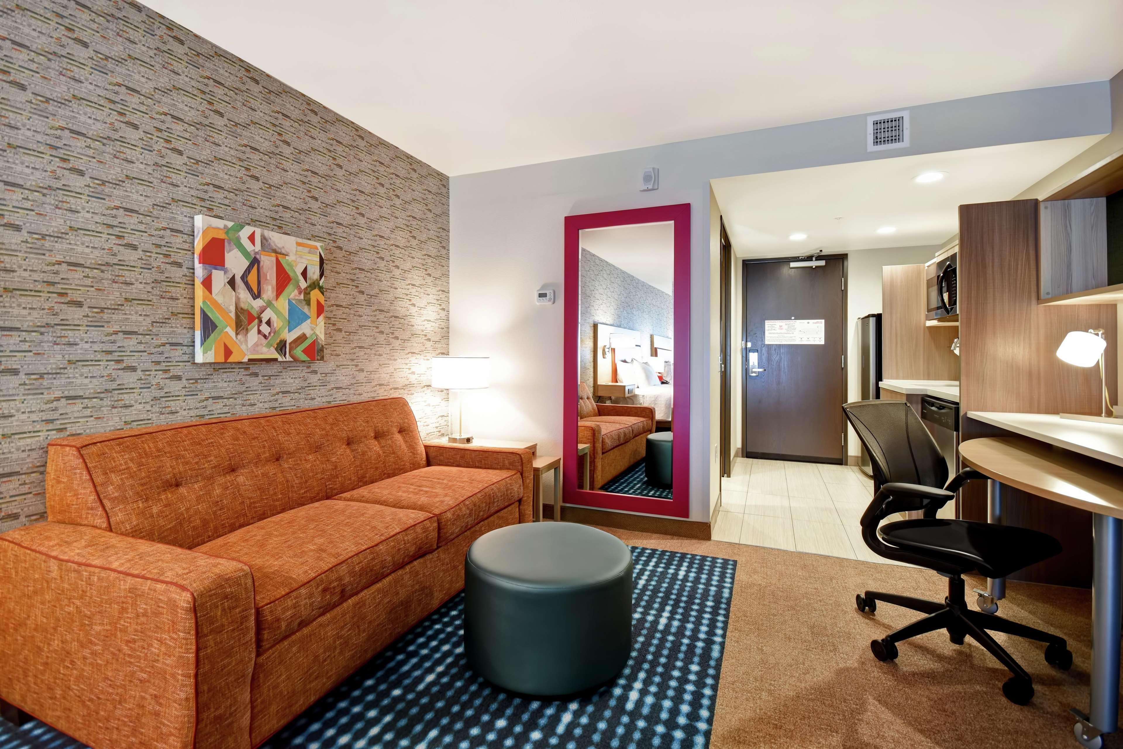 Home2 Suites By Hilton Victorville Extérieur photo